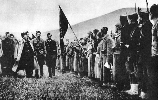 總統橫死、國家分裂,又多次被歐盟拒入,塞爾維亞將走向何方? 總統橫死、國家分裂,又多次被歐盟拒入,塞爾維亞將走向何方?