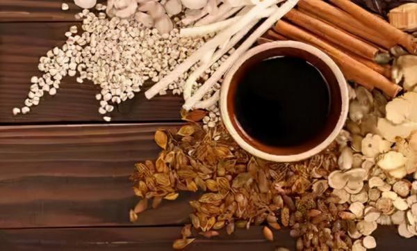 飢不欲食？口乾舌燥？是胃陰虛了，聽劉大夫講講該如何使用益胃湯