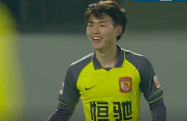 01年譚凱元進球！03年凌傑破門！41歲國足功勳鄭智帶來久違好訊息