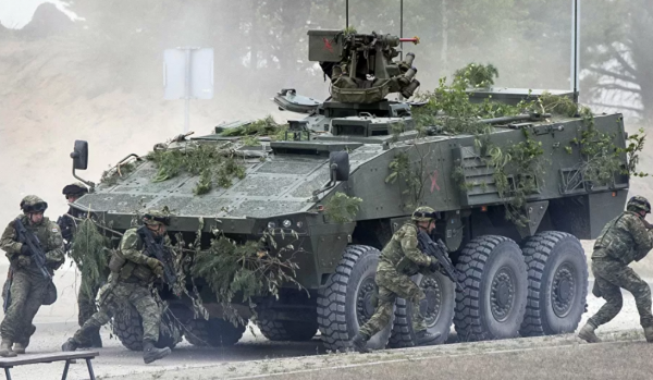 F-15進駐羅馬尼亞，距離莫斯科不到2000公里，俄烏戰爭一觸即發？