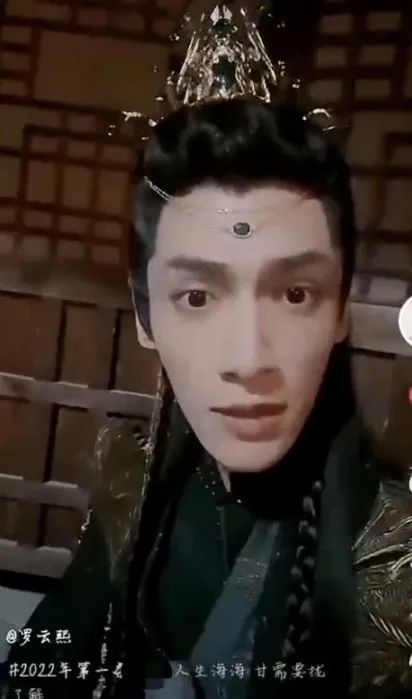 有效減肥VS無效減肥：肖戰瘦下來顏值逆天，羅雲熙卻瘦脫了相