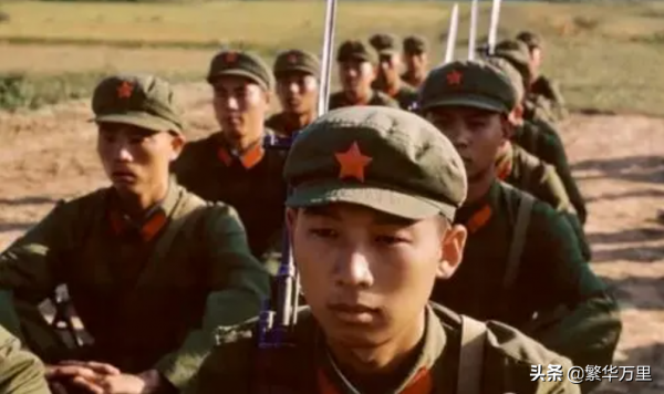 福州軍區被撤銷，1985年，下轄的2個軍，到底如何分配？