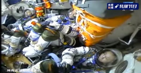 神舟十二號飛船進入慣性滑行階段