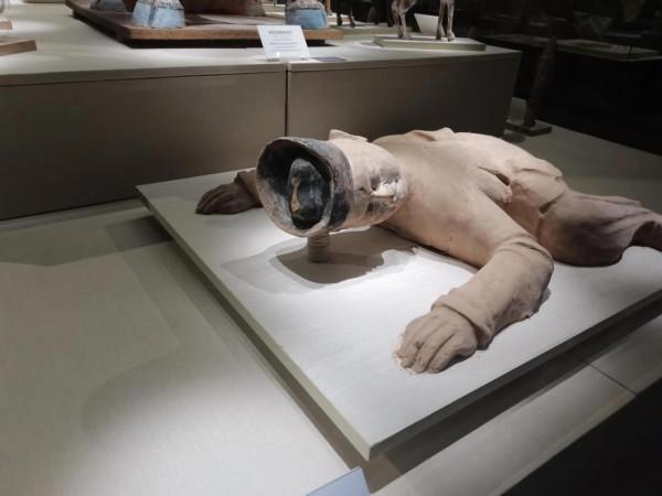 新疆維吾爾自治區博物館館藏精品（三）