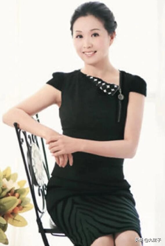 黃菡：離開合作6年的《非誠勿擾》，孟非淚灑舞臺，她後悔嗎？