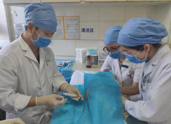 靈魂談判促天價藥降價！兒童醫院有支&OpenCurlyDoubleQuote;軟寶寶&rdquo;診療團隊