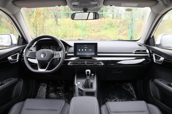 價效比最高的國產家轎之一, 詳細圖解比亞迪全新秦燃油手動 價效比最高的國產家轎之一, 詳細圖解比亞迪全新秦燃油手動