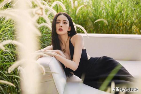 黑長直女星高圓圓、劉亦菲、楊冪、娜扎，誰是你真正的女神？