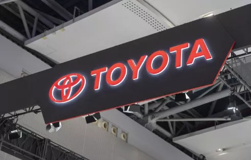 賓士VISION EQXX全球首發；長安歐尚Z6外觀曝光