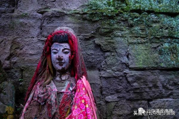 行走的風景——嶽池伏龍之二