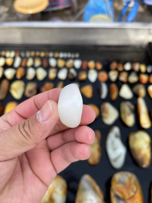 2021翻篇啦 · 如今和田玉石巴扎的行情怎樣