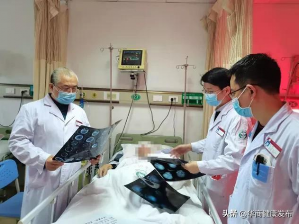 頸部疼痛不適長達11年，本以為是頸椎病，沒想到竟是先天性疾病……