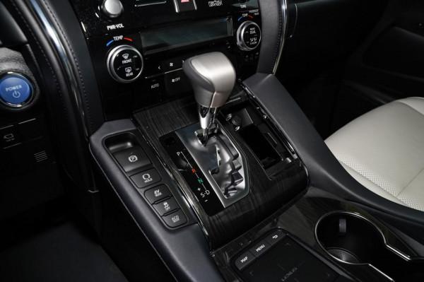 這款MPV,售價146.6萬,比埃爾法更“壕”,後排是老闆們的最愛 這款MPV,售價146.6萬,比埃爾法更“壕”,後排是老闆們的最愛