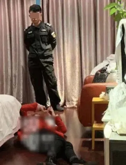 求求你們,不要再裝了 求求你們,不要再裝了