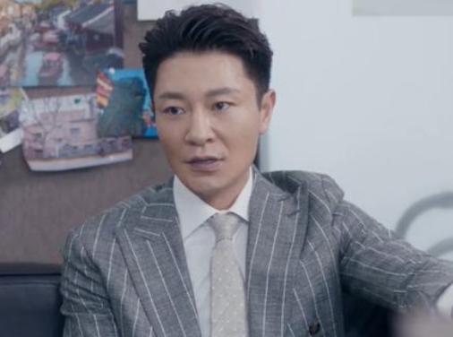 浮腫僵硬、面部扭曲!這8位動臉的男明星,堪稱“災難現場” 浮腫僵硬、面部扭曲!這8位動臉的男明星,堪稱“災難現場”