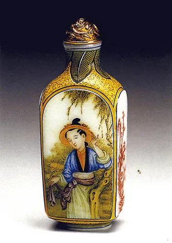 康熙強制自己戒菸，卻把鼻菸壺發展成了精美的工藝品，遠銷海外