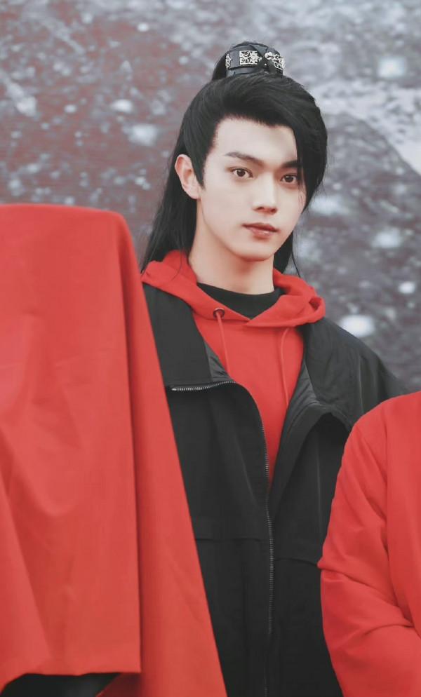 古力娜扎、許凱領銜《雪鷹領主》開機,這顏值,真好嗑,值得期待 古力娜扎、許凱領銜《雪鷹領主》開機,這顏值,真好嗑,值得期待