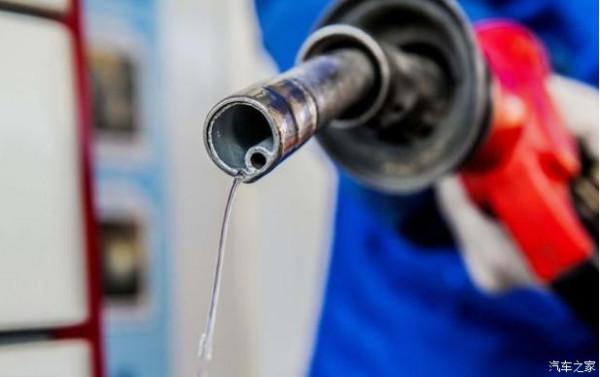 陝西冠豪星途提醒:私營加油站92號汽油4塊多一升 陝西冠豪星途提醒:私營加油站92號汽油4塊多一升