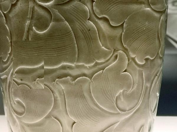 1600萬的耀州窯大盒，缺蓋就少800萬，海水紋非常漂亮