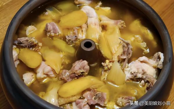 全國34個省市自治區的上百種特色美食，去旅遊就照著這個吃