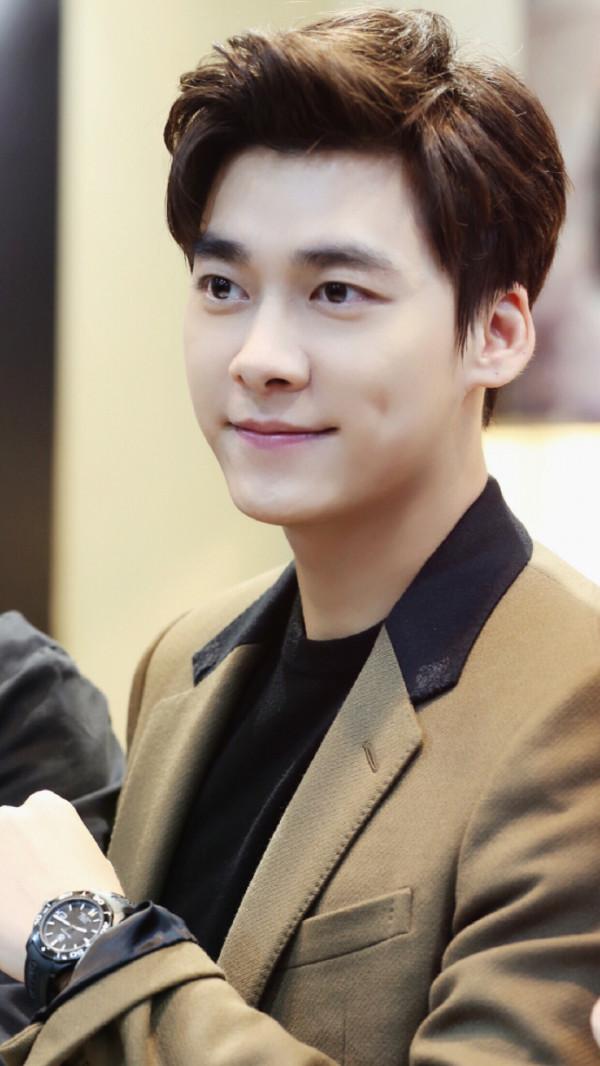 有酒窩演戲還好看的男演員，我只服這6位！笑起來有擋不住的魅力