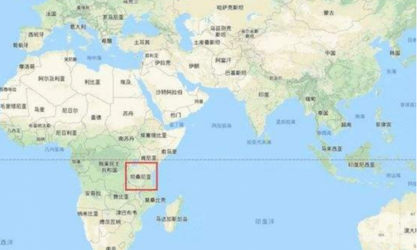 2009年中國一大媽在非洲被判15年，行為引發眾怒，耿爽：絕不袒護