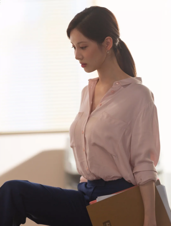 Netflix又奉上一部生猛韓片，上線首日就衝上熱搜