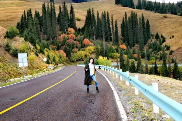 新疆之旅--9day 最美獨庫公路之精華段,那拉提--巴音布洛克草原 新疆之旅--9day 最美獨庫公路之精華段,那拉提--巴音布洛克草原