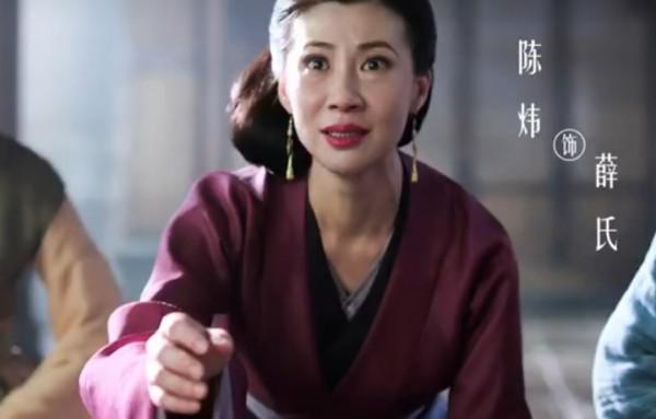 張光北老婆陳煒曬自拍，56歲風姿不減當年，暗戳戳秀恩愛好甜蜜