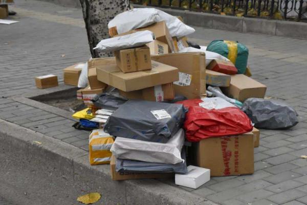 9塊9包郵背後：一群拉動電商平臺崛起的最兇狠“僱傭兵”