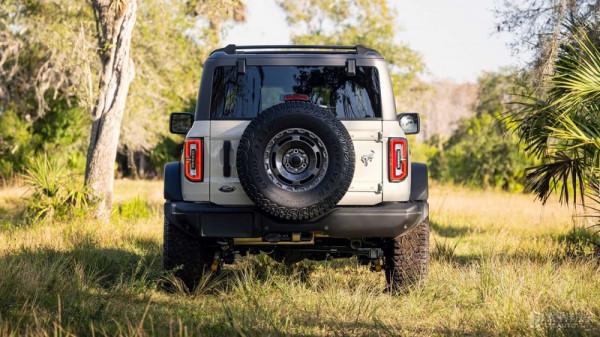 約合人民幣34&period;67萬起 福特Bronco Everglades官圖