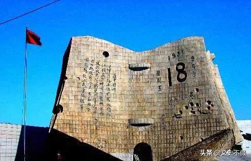 一個滿清皇室，一個日本貴族，溥傑嵯峨浩將政治婚姻過得相濡以沫