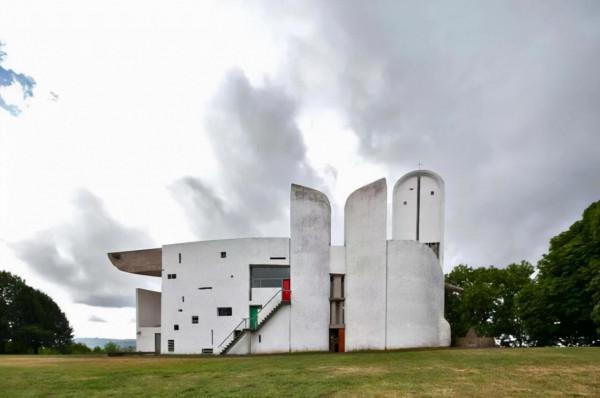 藝術感超強的BAXTER大理石餐桌,詮釋餐廳美學空間 藝術感超強的BAXTER大理石餐桌,詮釋餐廳美學空間