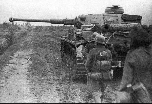 英德兩軍的北非坦克大戰