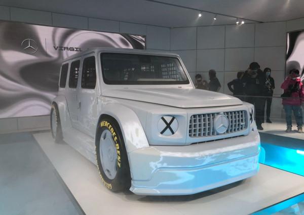 藝術到了極致可能就會“反智”，這臺賓士大G是不是像玩具？