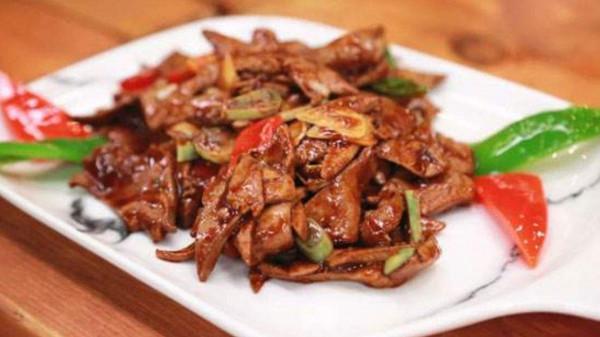 外地人來山東，點哪幾道菜才不尷尬?教你4道美味魯菜，個個是精品