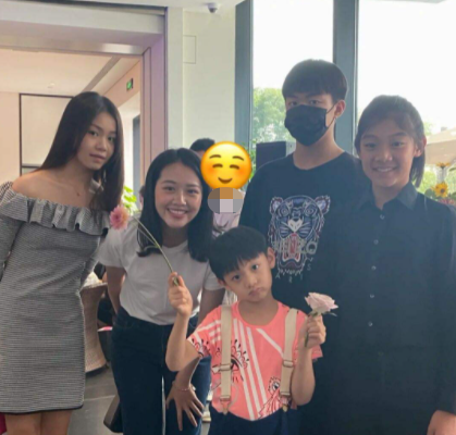 ABCD媽：哈佛畢業在家帶娃，丈夫出身財閥家庭，他們家到底多有錢