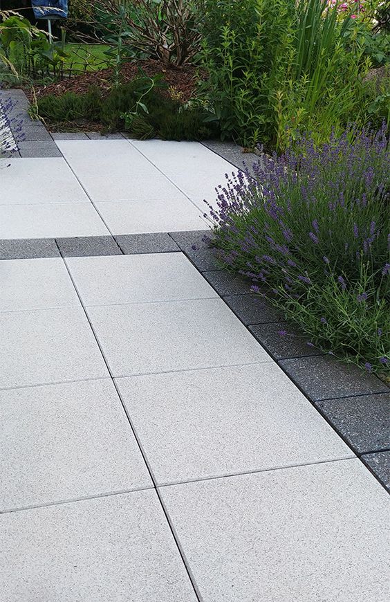 庭院地面怎麼鋪才好看？50款精緻有檔次鋪裝做法，為您提供靈感