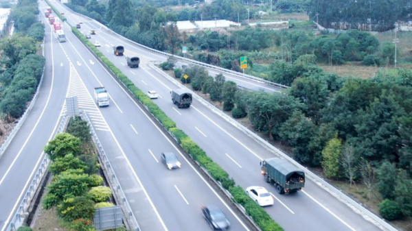 從這裡走向戰場!福建省軍區新兵連組織戰備行動演練 從這裡走向戰場!福建省軍區新兵連組織戰備行動演練