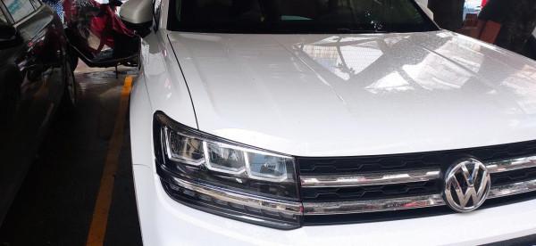 前擋風玻璃去油膜作業