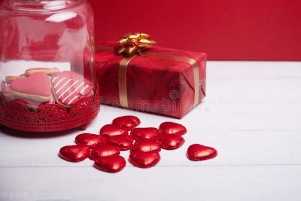 情人節送男友什麼禮物，這些舉動讓他很感動，網友：太浪漫了