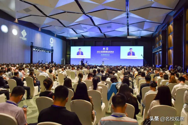 鄭強教授再發驚人言論：中國男人從小被人玩，他怎麼可能拿諾貝爾