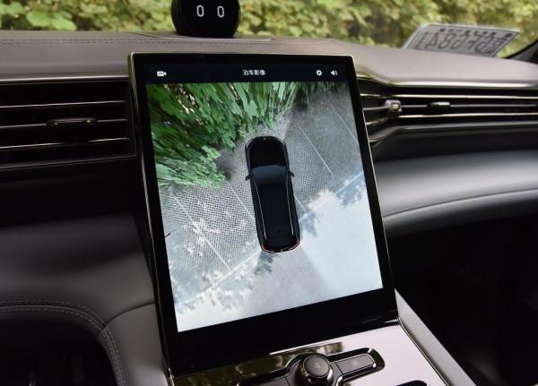 終身質保，最低續航415km，46.8萬起售的蔚來ES8，實力究竟如何？