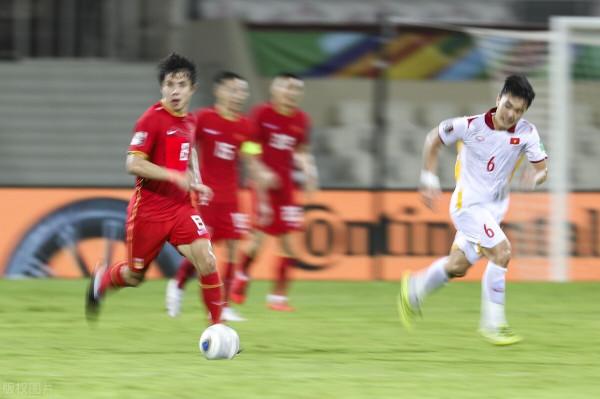 “一起看寂寞”？國足必須破釜沉舟，不換思路就換人