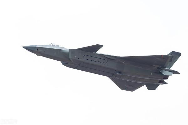 從珠海航展來看，美國吹噓的很多技術，中國都能超額實現