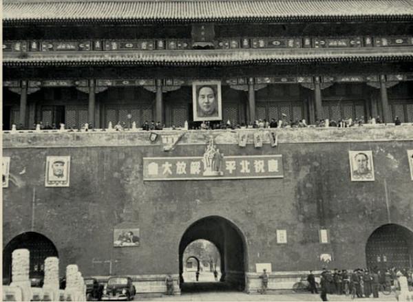 1969年天安門為何被秘密拆除後重建？