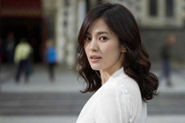 宋慧喬再搭“小鮮肉”，出演校園復仇故事，姐弟戀劇本接到手軟