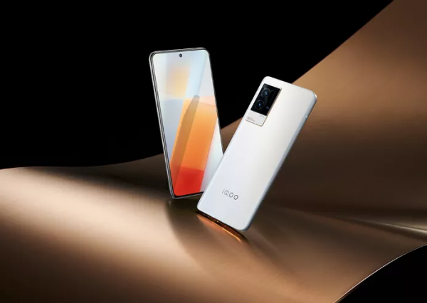 目前效能最強的5款手機，跑分都在80W以上，效能黨千萬別錯過