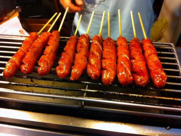 這些食品大多數小朋友喜歡吃，究竟是什麼呢？醫生建議：儘量少吃