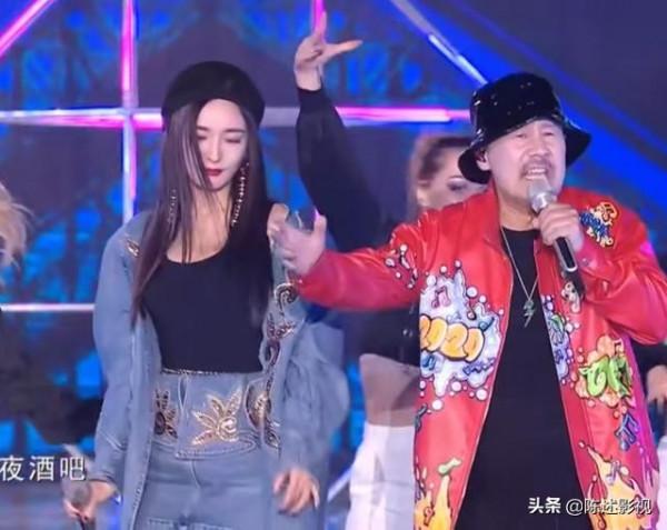 拍戲靠摳圖,對白念數字,假唱對口型,這群塑膠演員遲早要涼涼的 拍戲靠摳圖,對白念數字,假唱對口型,這群塑膠演員遲早要涼涼的